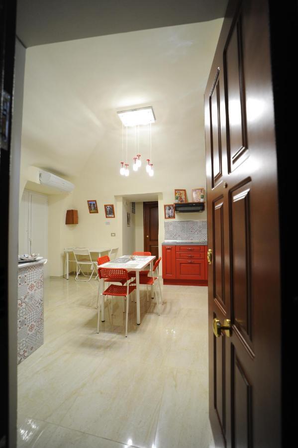 B&B Punto Stella Napels Buitenkant foto