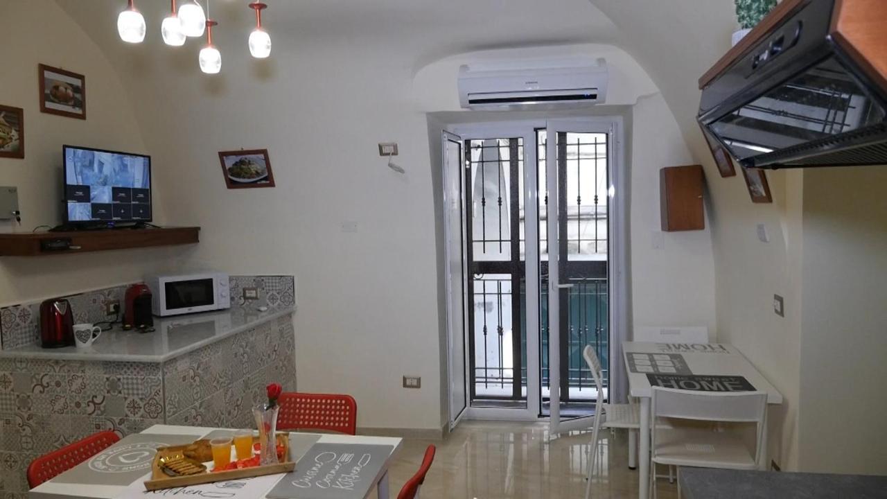 B&B Punto Stella Napels Buitenkant foto