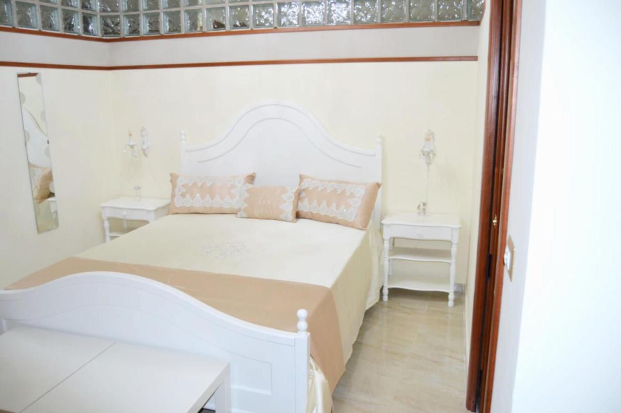 B&B Punto Stella Napels Buitenkant foto