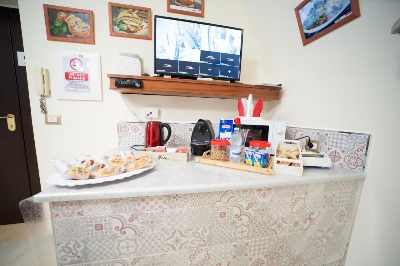 B&B Punto Stella Napels Buitenkant foto