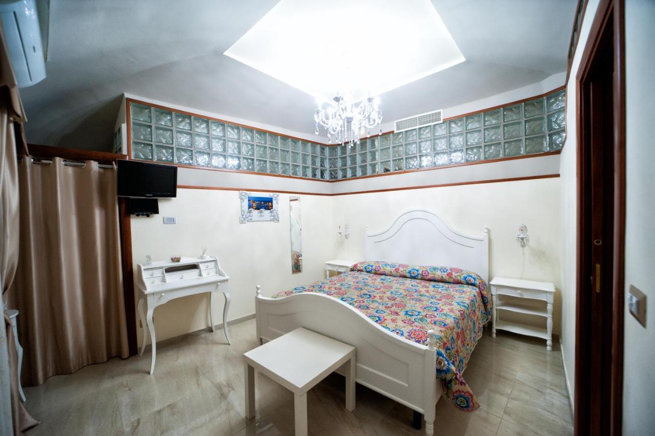 B&B Punto Stella Napels Buitenkant foto