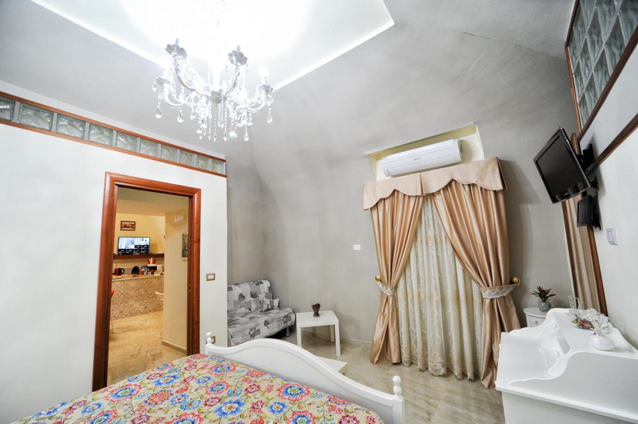 B&B Punto Stella Napels Buitenkant foto